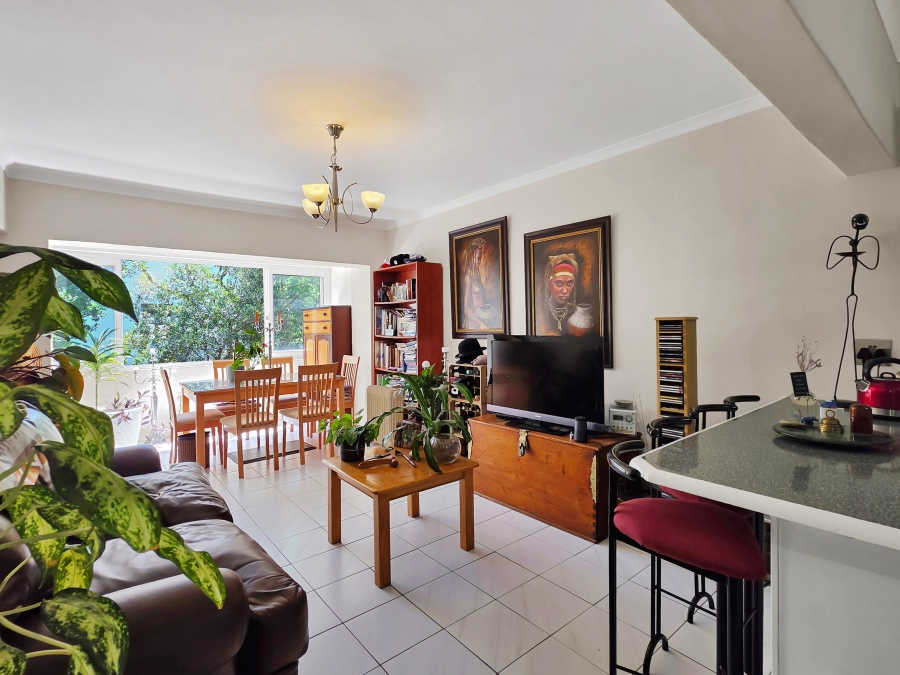 2 Bedroom Property for Sale in Green Point Western Cape
